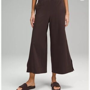 Stretch Woven Wide-Leg High-Rise Cropped Pant - espresso
